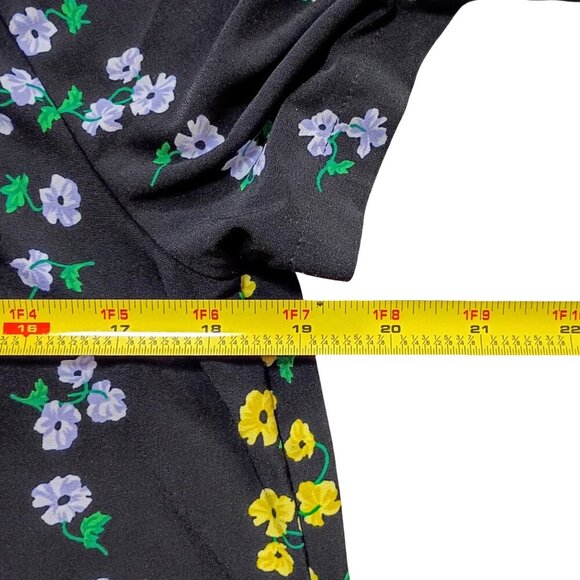 Ann Taylor Women’s M Multicolor Floral Ruched Short Sleeve Blouse Top - Picture 3 of 8